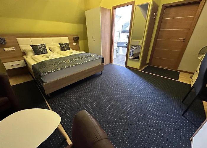 C&S Hotel
