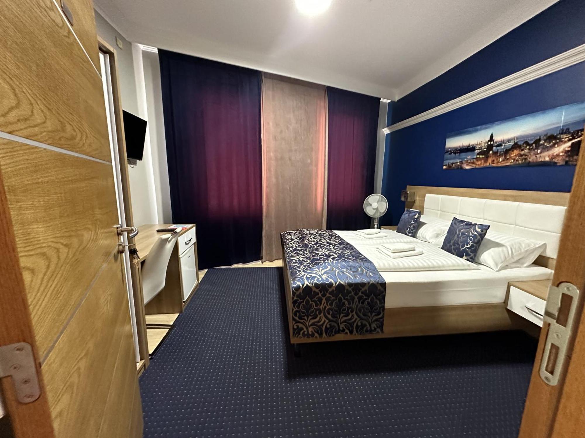 C&s Hotel 3*